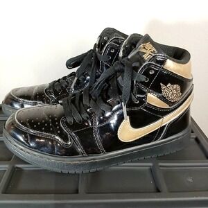 Air Jordan 1 Retro High OG‎ Nike Shoes Black Metallic Gold Shiny Women 6.5 -SH2